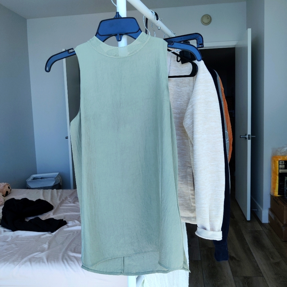 Vince tank top